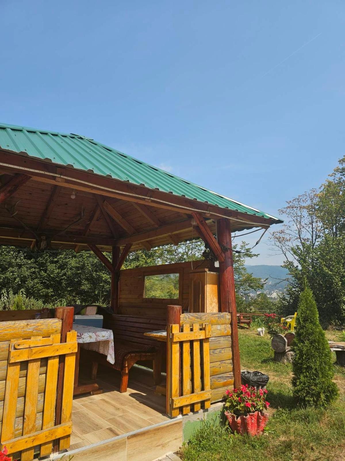 Konaci Oceva Zemlja Bungalovi Konaci Oceva Zemlja Vikendica مويكوفاتش المظهر الخارجي الصورة