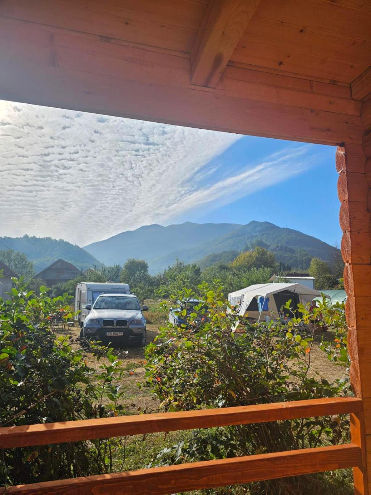 Konaci Oceva Zemlja Bungalovi Konaci Oceva Zemlja Vikendica مويكوفاتش المظهر الخارجي الصورة
